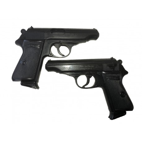 Pistol Walther PP.  Replika