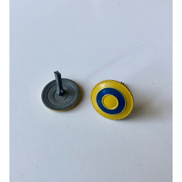 Nationalitetsmärke Svenskt m/39 2 st